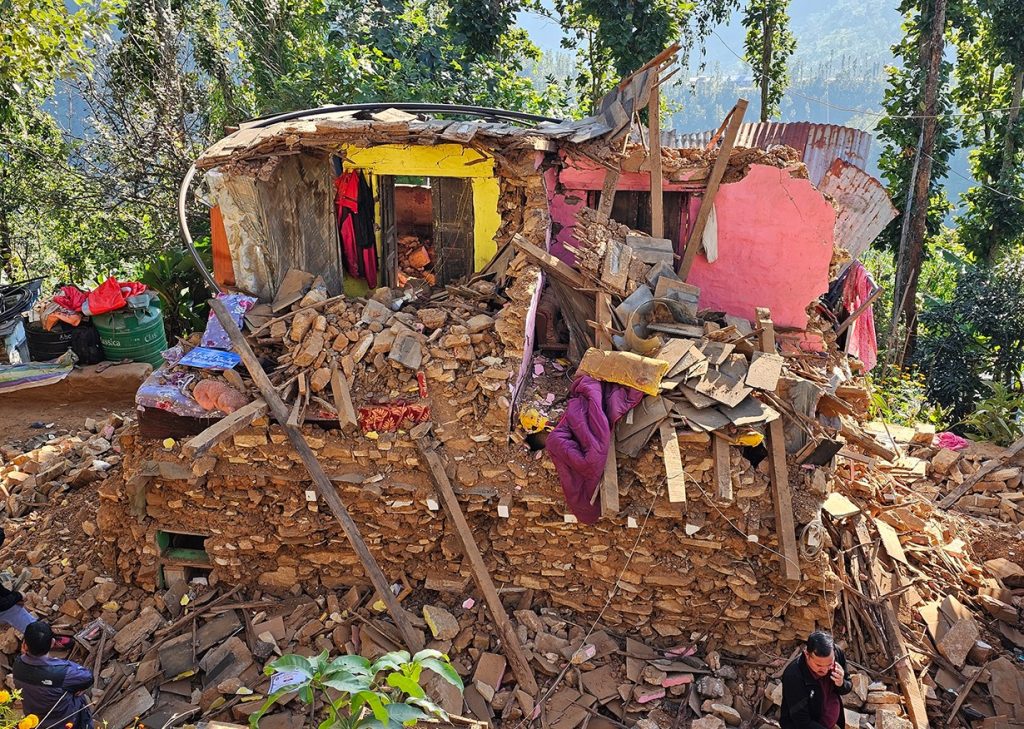 भूकम्प अपडेटः मृत्यु हुनेको संख्या १५७, घाईते १६६