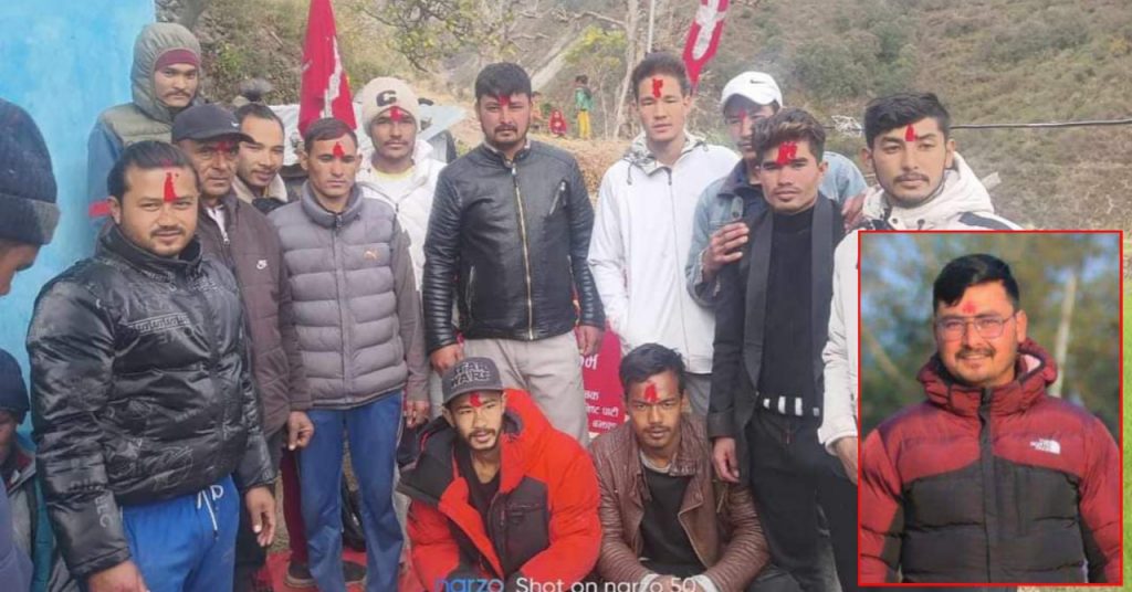 बझाङमा माओवादी केन्द्रका गाउँकमिटी अध्यक्ष थापा नेकपा प्रवेश