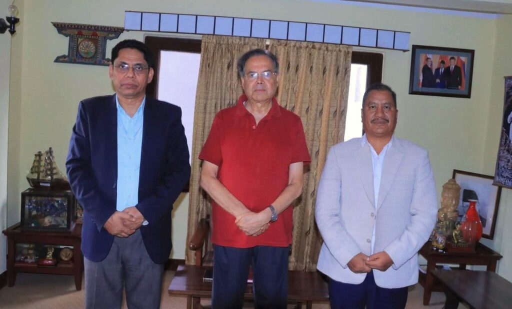 नेकपाका शिर्ष नेताद्वारा विभिन्न वर्तमान राजनीतिक दलका नेताहरुसँग भेटवार्ता
