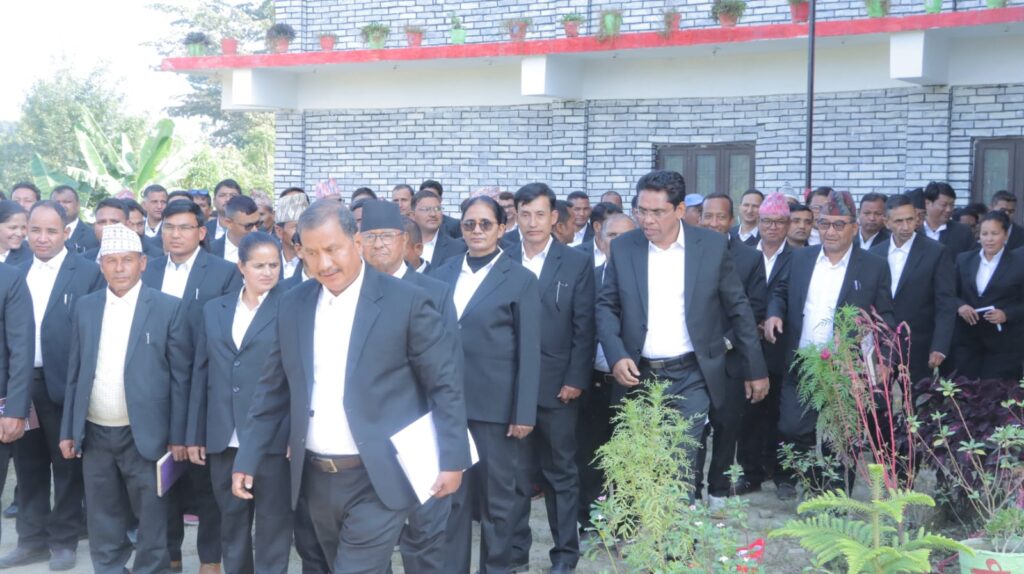 नेकपा केन्द्रीय समितिको बैठक बस्दै