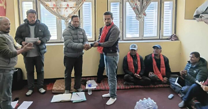 नेकपा (माओवादी) ललितपुरको बैठक सम्पन्न, ४ व्यक्तिद्वारा पार्टी प्रवेश