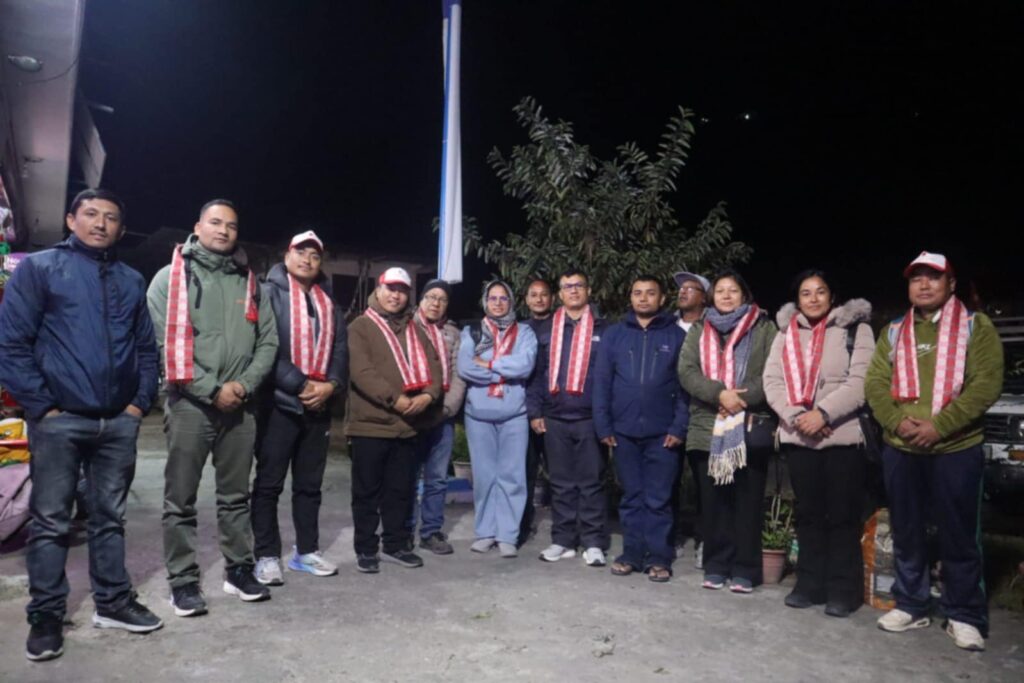 सिन्धुपाल्चोक पुग्यो अभियान टोली, जनताको भव्य स्वागत